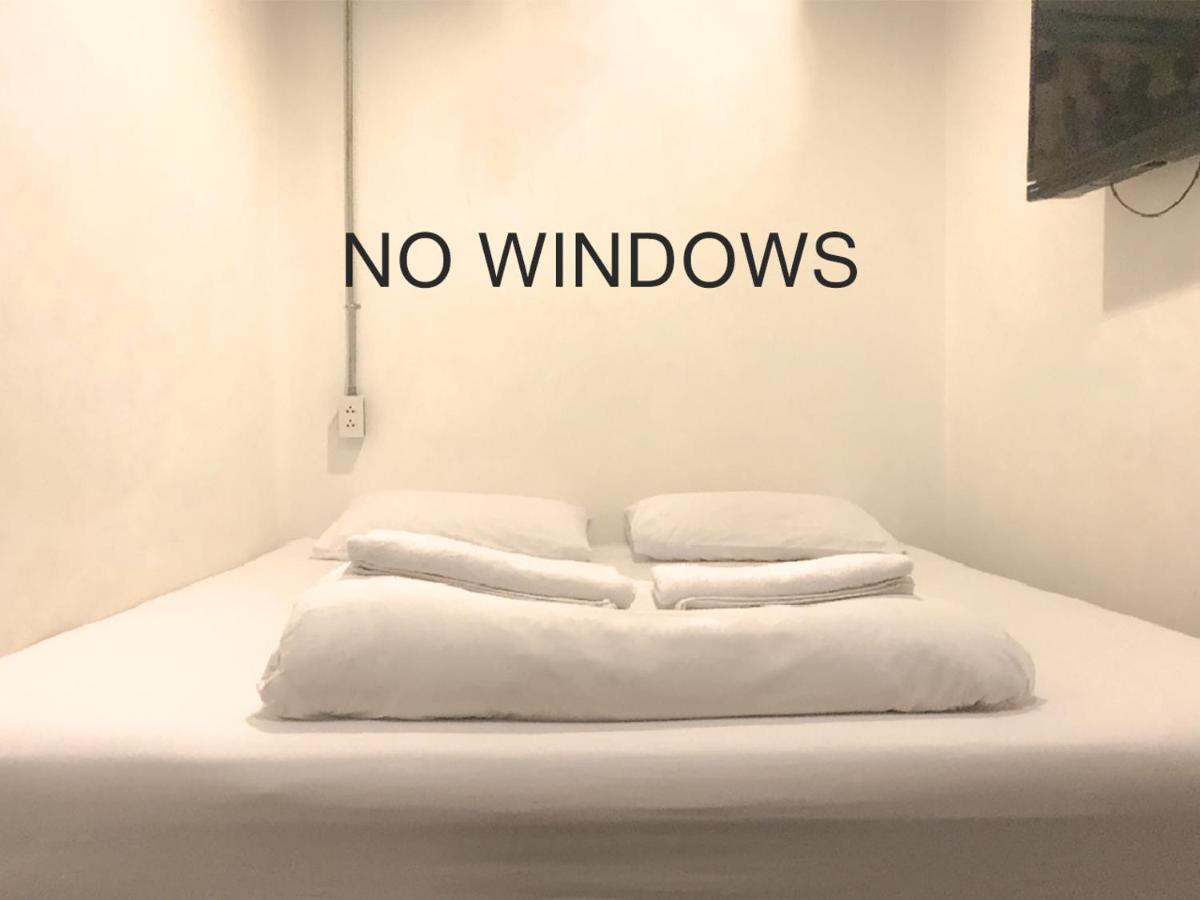 בנגקוק Holy Sheet Hostel מראה חיצוני תמונה